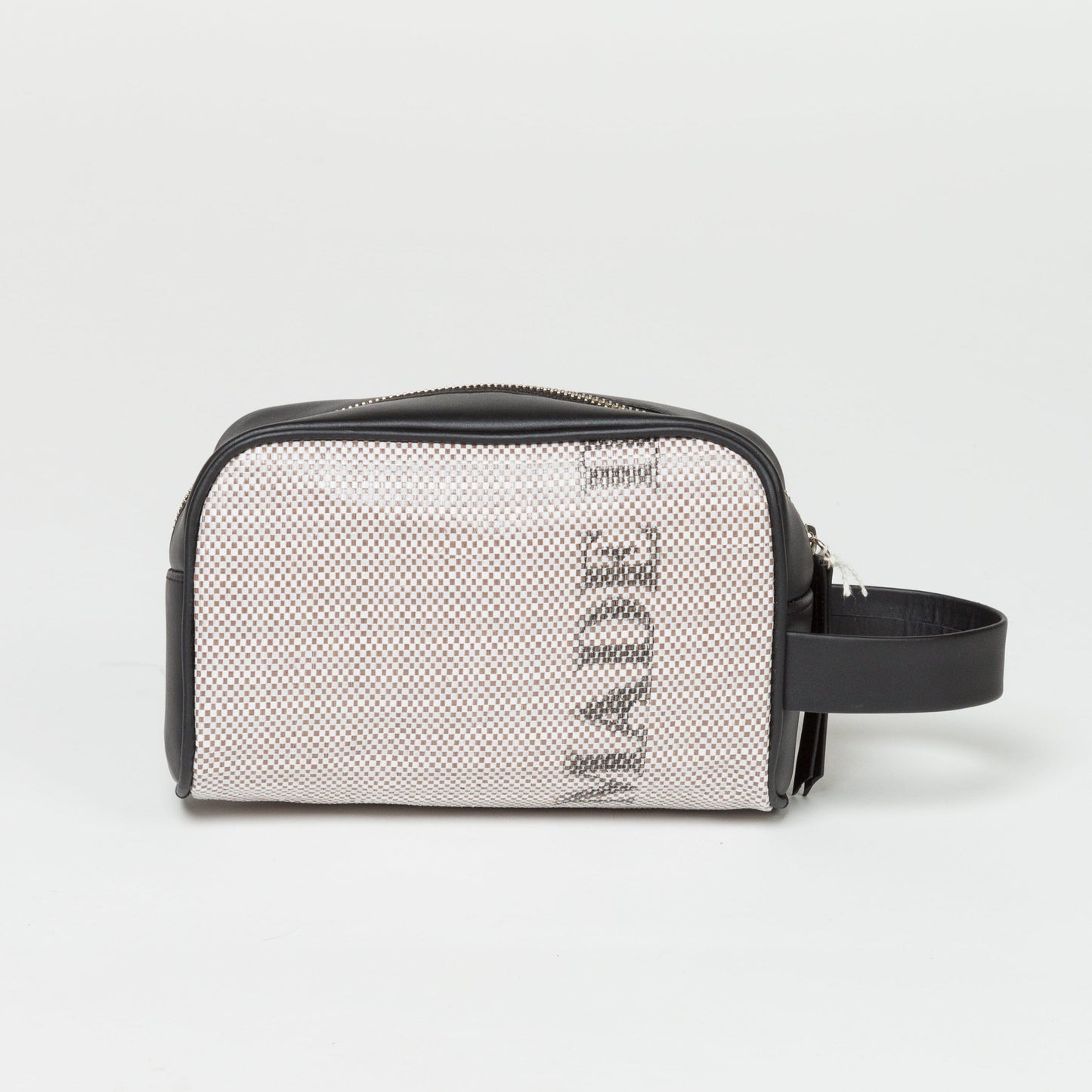 Toiletry Bag: La Calera